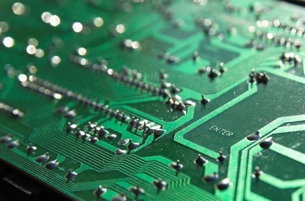 PCB板材的分类与参数详解